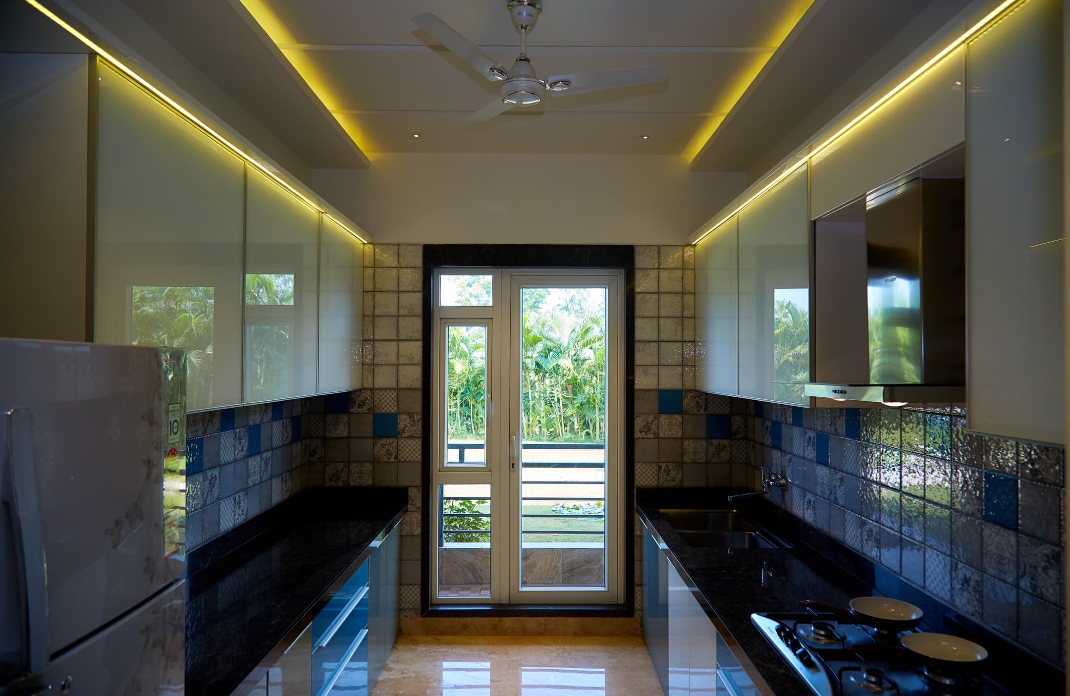 Modern modular kitchen in Sai World City luxury apartments Panvel